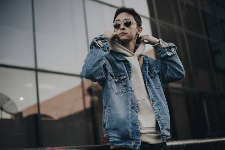 How to Style a Varsity Jacket: 5 Versatile Looks for Every Occasion